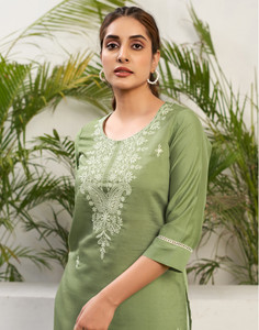 skylee women chikan embroidery embellished dyedombre self design straight kurta