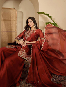 Skylee Women Kurta Sharara Dupatta Set