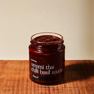 small batch root free umami thai chilli basil sauce jain friendly no onion no garlic gourmet condiment spread marinate saute stir-fry dip paneer tofu roti pizza jbatch - 180gms