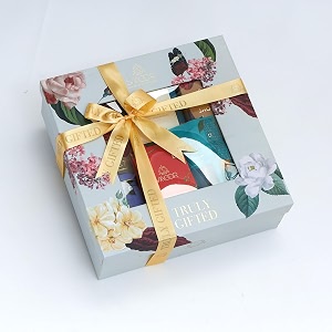 smoor assorted delights chocolates gift box luxury gift hamper for birthdayanniversary amp special occasions 670 gram