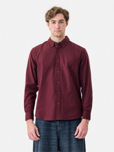 Snitch Men Solid Casual Maroon Shirt