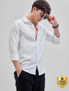 Snitch Men Solid Casual White Shirt