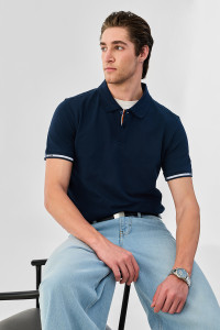 Snitch Solid Men Polo Neck Navy Blue