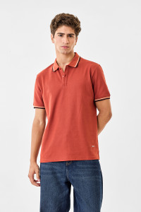 Snitch Solid Men Polo Neck Pink T-Shirt