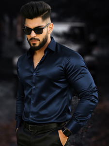 SOLSTICE Men Solid Casual Dark Blue Shirt