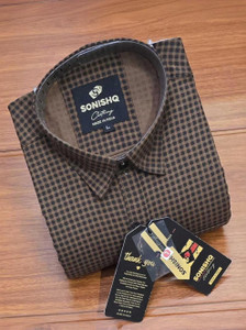 SONISHQ Men Checkered Casual Brown Shirt