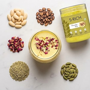 sorich organics thandai mix 300g lakadong turmeric powder for milk perfect summer instant refreshing drink - sugar almonds watermelon seeds fennel poppy pistas black pepper rose petals