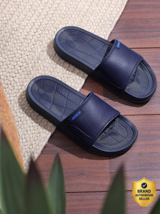 Sparx Men Slides