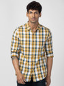 Spykar Men Checkered Casual Beige Shirt