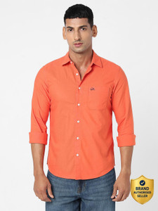 Spykar Men Solid Casual Orange Shirt