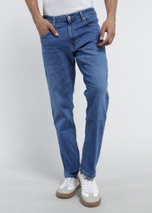 Spykar Relaxed Fit Men Blue Jeans