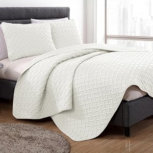 storyhome quilted bedcovers for king size bed  400 tc bedcover  bedspread  quilted bedsheet with 2 pillow cases  250x225 cm quilted bed cover king size - off white