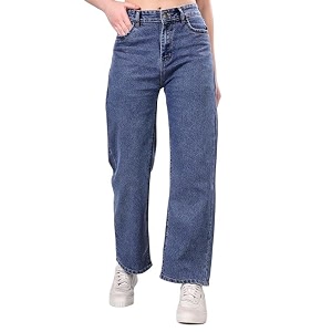 Straight-fit Jeans for Women are a Versatile