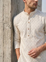StyleVault Men Embroidered Straight Kurta