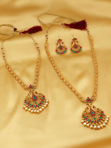 sukkhi alloy gold-plated pink green jewellery set