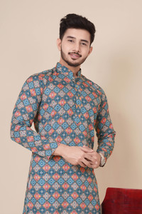 Svatantra Men Kurta Pyjama Set