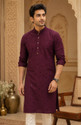Svatantra Men Self Design Straight Kurta
