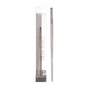 swiss beauty lip brush with soft amp synthetic bristles  ideal for cream and liquid products  easy to hold amp precise application
