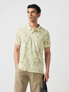 TECHNOSPORT Self Design Men Polo Neck Green