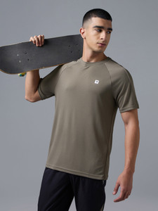 TECHNOSPORT Solid Men Round Neck Green T-Shirt