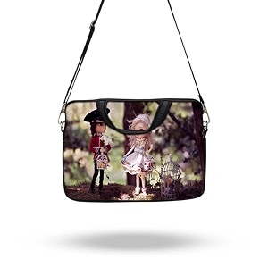 theskinmantra chain laptop sleeve bag compatible with laptopmacbookschrombooknotebookzbook 141 inch slingstrap two lovers
