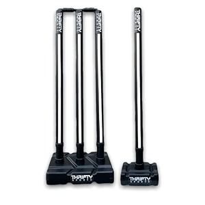 thrifty sports cricket stumps set - 4 stumps  2 bails  2 stand full size 303234 st wsblk  1 blk