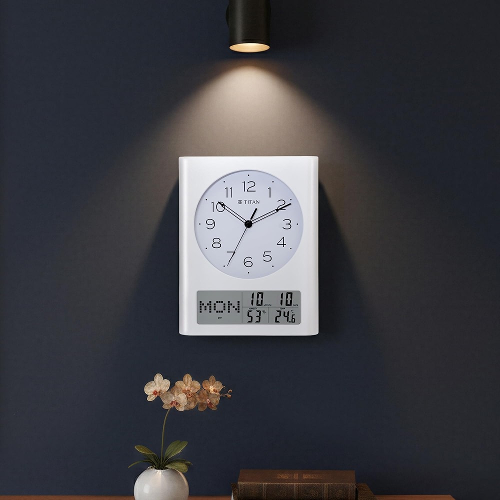 titan-analog-and-digital-display-wall-clock-day-date-month