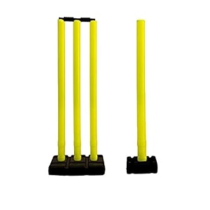 toyshine pvc wickets 4 pc set with 2 stands and 2 bails color may vary sstp