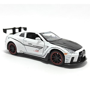 play car 1 32 exclusive nissan supra alloy metal pull back die-cast car scale model with sound light mini auto toy for kids car with sound and light new version-132 nissan gtr white