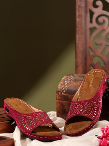 TRASE Women Flats