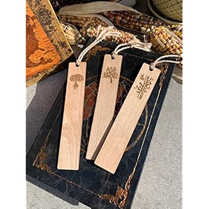 tree-themed wooden bookmark set  engraved natural wood bookmarks with tassels  gift for nature lovers amp book enthusiasts