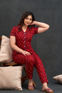 TRINABH Women Night Suit Set Maroon Printed