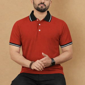 true habit Colorblock Men Polo Neck Black