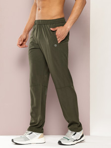Turnfit Men Solid Olive Track Pants