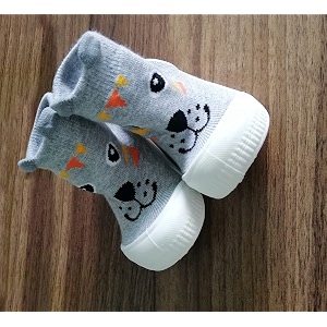 u-grow baby anti-skid breathable soft socks shoeseuro size 22approx age 9 months-12 months light grey