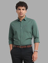 U.S. Pitchers Men Solid Formal Green Shirt