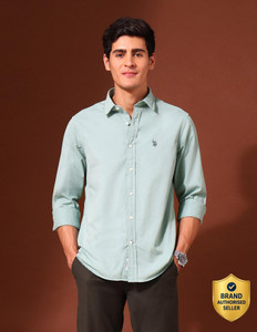 U.S. POLO ASSN. Men Solid Casual Green