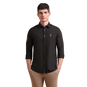 U.S. POLO ASSN. Solid Tailored Fit Shirt
