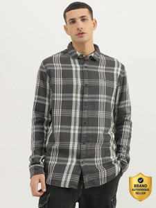 United Colors of Benetton Men Checkered Casual