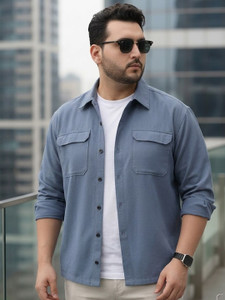 Urbano Plus Men Solid Casual Blue Shirt