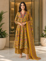 VAANEEP Women Kurta Palazzo Dupatta Set