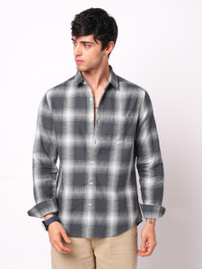 VASTRADO Men Checkered Casual Grey Shirt