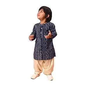 VASTRAMAY Boys Bandhani Kurta Patiyala Set