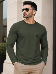 VeBNoR Solid Men Round Neck Dark Green