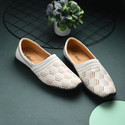 Vellinto Vellitno OSIAN Cool Rajasthani Jutis For