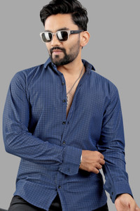 VELLOSTA Men Checkered Casual Dark Blue Shirt