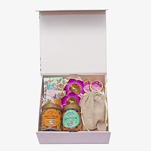 velvet fine chocolates diwali gift hamper  velvet cocoa indulgence  assorted chocolates nuts amp diyas  perfect diwali gift  ideal festive box  pack of 1