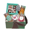 VELVET FINE CHOCOLATES Holiday Elegance Basket|Christmas Assorted Treats|Chocolates, Lollipop, Trail Mix, Nuts, Dragees, Candle|Handcrafted Festive Gift|Pack Of 1,3 Kilogram