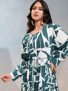vishudh women fit and flare blue minishort dress