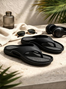 VOOLIO Men Flip Flops